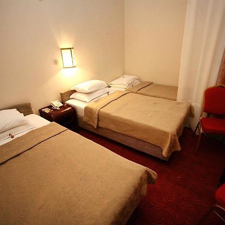 Golden Inn Hotel Majdanpek Esterno foto