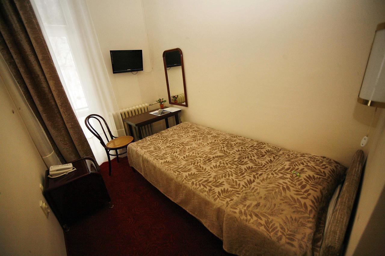 Golden Inn Hotel Majdanpek Esterno foto
