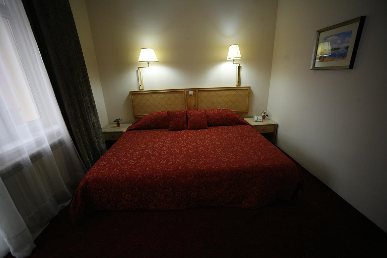 Golden Inn Hotel Majdanpek Esterno foto